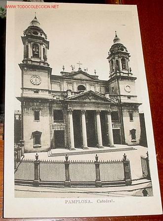 Postales: ANTIGUA  POSTAL DE PAMPLONA - EDICIONES M. ARRIBAS - Foto 1