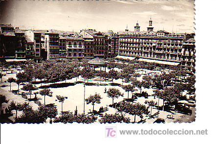 Postales: PAMPLONA.- PLAZA DEL CASTILLO - Foto 1