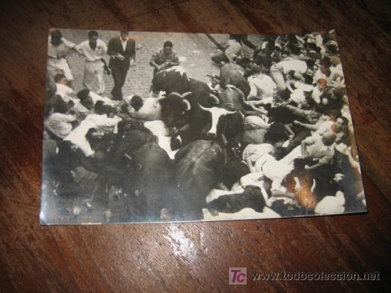Postales: PAMPLONA  ENCIERRO DE LOS TOROS - Foto 1