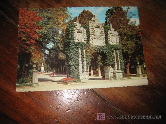 Postales: PAMPLONA  JARDINES DE LA TACONERA - Foto 1