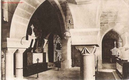 Postales: Postal Castillo de Javier, Navarra. Interior de la cripta. - Foto 1