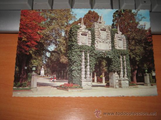 Postales: PAMPLONA   JARDINES DE LA TACONERA - Foto 1