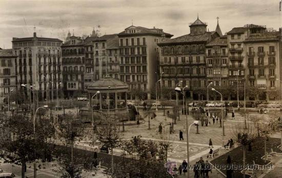Postales: PAMPLONA.- PLAZA DEL CASTILLO - Foto 1