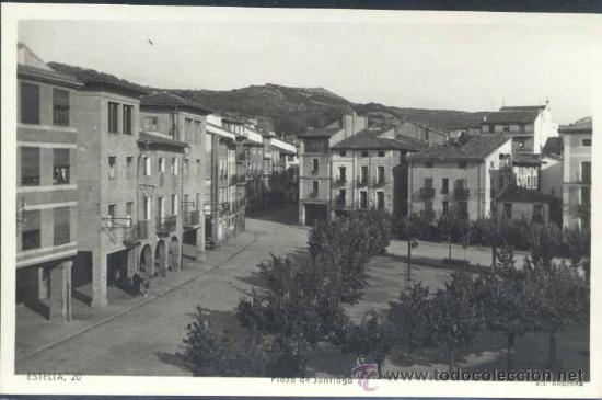 Postales: ESTELLA (NAVARRA).- PLAZA DE SANTIAGO - Foto 1