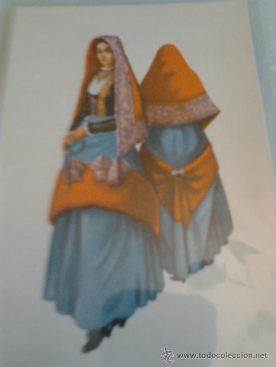 Postales: postal ,mujer del roncal navarra, con una funda de plastico protector - Foto 1