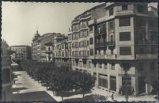 Postales: PAMPLONA (NAVARRA).- AVENIDA DE RONCESVALLES - Foto 1