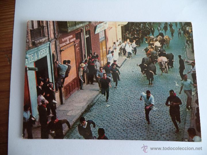 Postales: Postal de Pamplona encierro de los toros - Foto 1