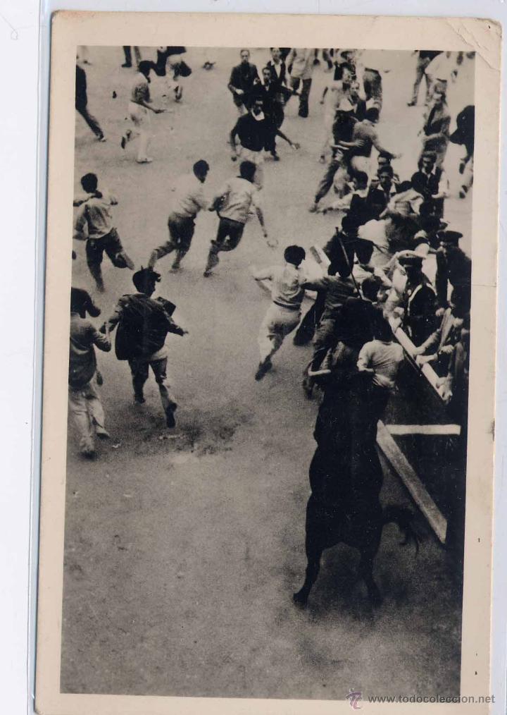 Postales: PAMPLONA (NAVARRA).- ENCIERRO DE LOS TOROS - Foto 1