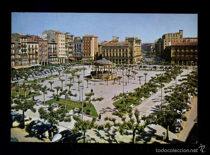 Postales: Pamplona *Plaza del Castillo* Ed. Complex. Circulada 1975. - Foto 1