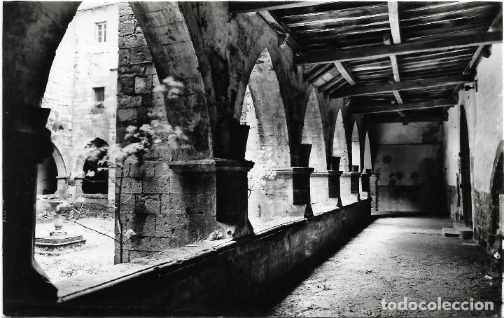Postales: RONCESVALLES N&ordm; 9 .- CLAUSTRO .- EDICIONES SICILIA - Foto 1