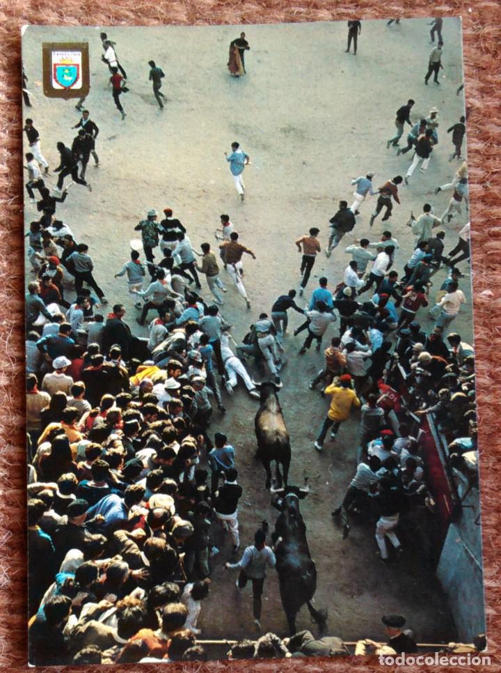 Postales: PAMPLONA - EL ENCIERRO - Foto 1