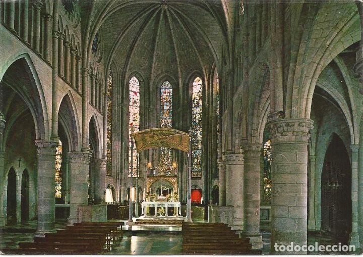 Postales: [POSTAL] Interior de la Iglesia. Roncesvalles (Navarra) (sin circular) - Foto 1