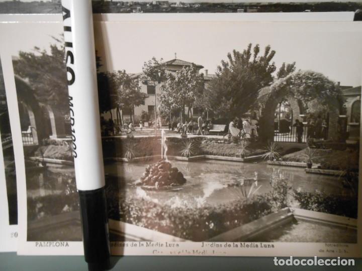 Postales: PAMPLONA - JARDINES DE LA MEDIA LUNA - Foto 1