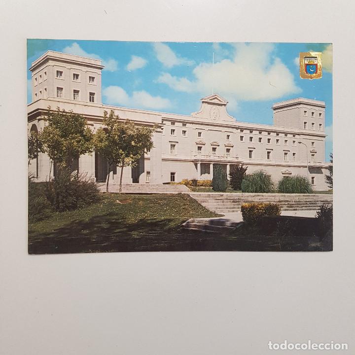 Postales: POSTAL PAMPLONA UNIVERSIDAD EDIFICIO CENTRAL. 1974. SIN CIRCULAR (NAVARRA) 4 - Foto 1