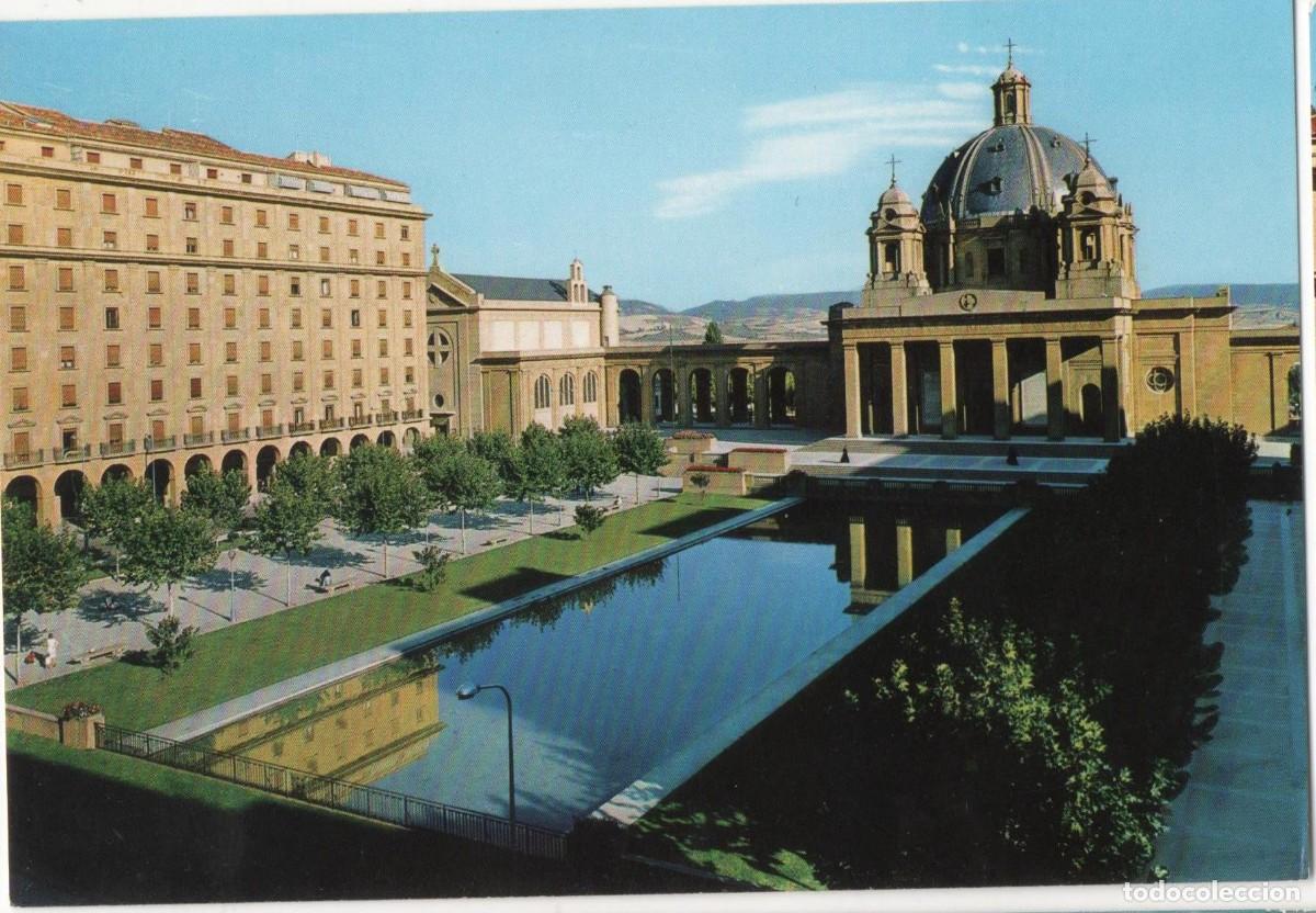 Postales: Pamplona-Monumento a los Ca&iacute;dos- Sin circular- - Foto 1