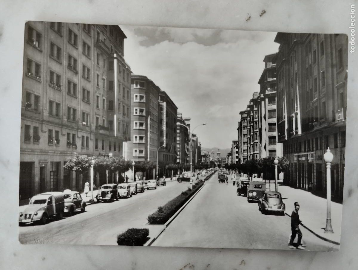 Postales: PAMPLONA AVENIDA CARLOS III - Foto 1
