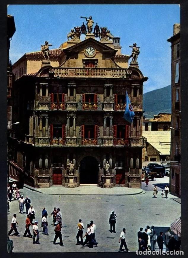 Postkarten: Pamplona *Ayuntamiento* Ed. Vaquero n&ordm; 63. Nueva.