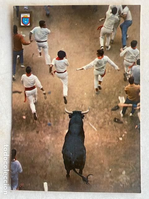 Postales: Pamplona. Fiestas de San Fermin. Encierro. N&ordm; 129. Ed. Escudo de Oro. Circulada 1993