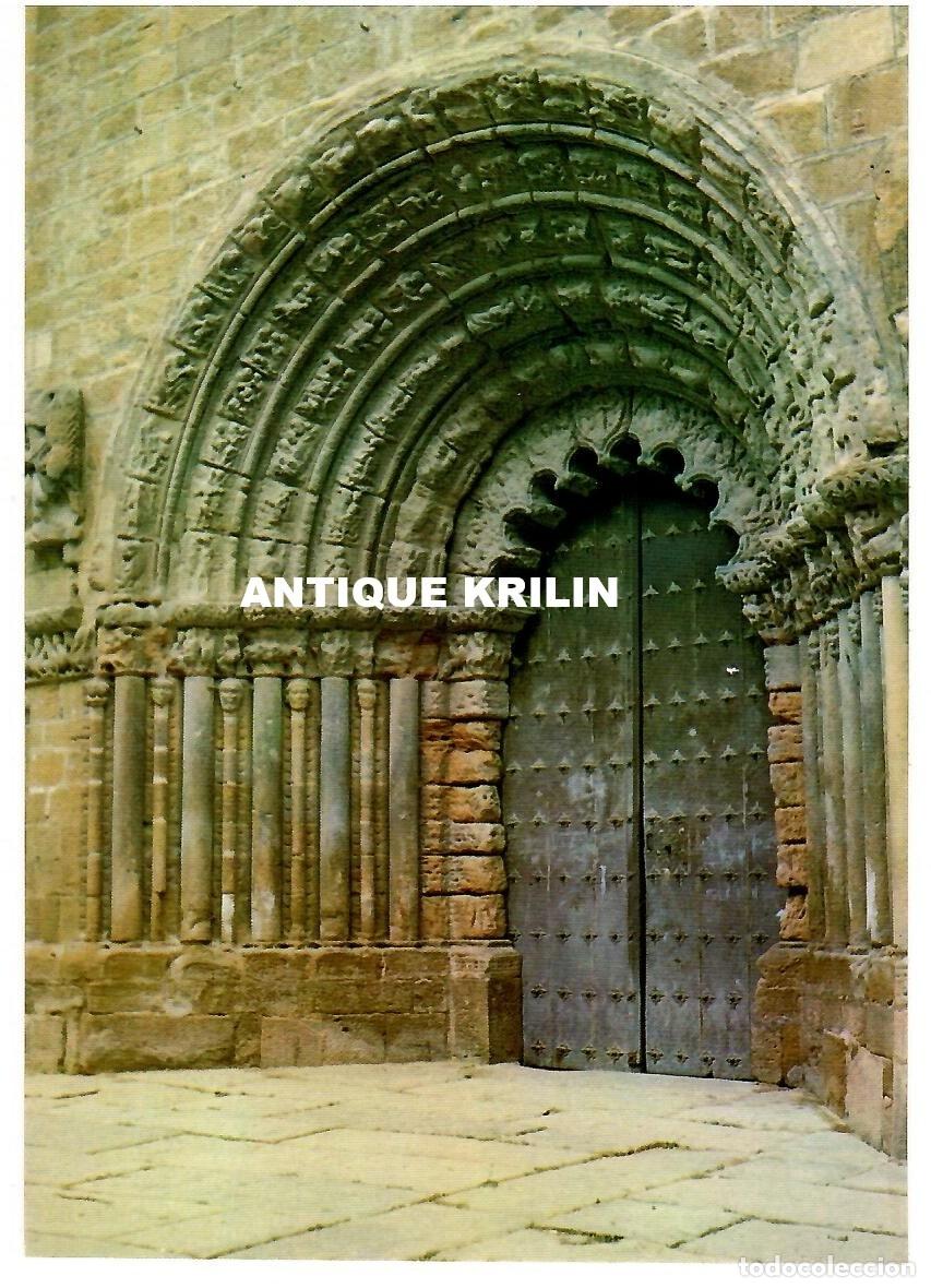 Postales: PUENTE LA REINA / PORTAL IGLESIA SANTIAGO / EXC. RESTAURANTE GARCES / SIN FRANQUEAR