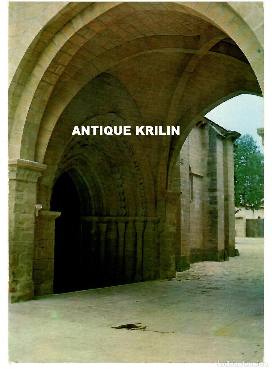 Postales: PUENTE LA REINA / PORTAL MONASTERIO CRUCIFIJO / EXC. RESTAURANTE GARCES / SIN FRANQUEAR