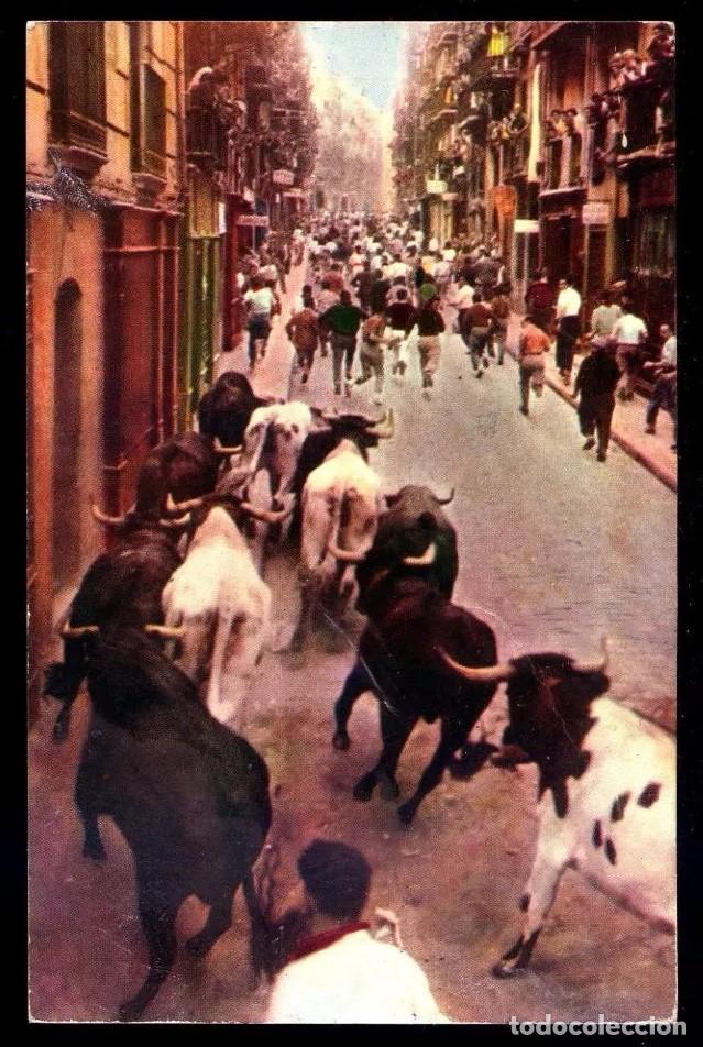 Cartoline: Pamplona. *El Encierro por la calle de Estafeta* Ed. Rafael Bozano n&ordm; 5. Circulada 1959.