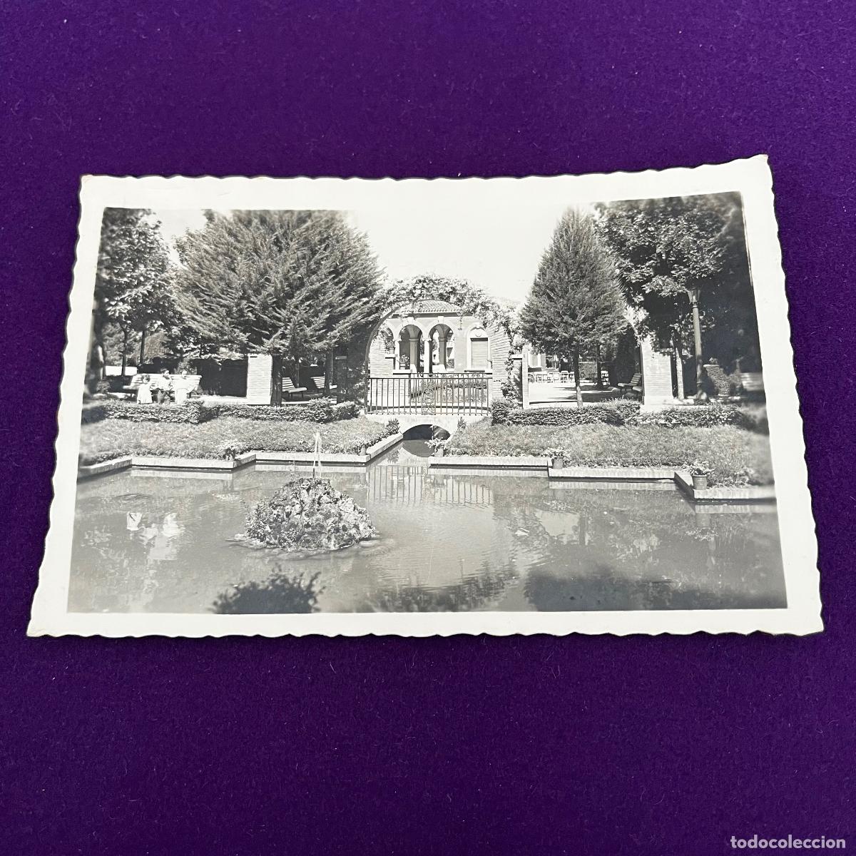 Postcards: POSTAL DE PAMPLONA (NAVARRA). JARDINES DE LA MEDIA LUNA.