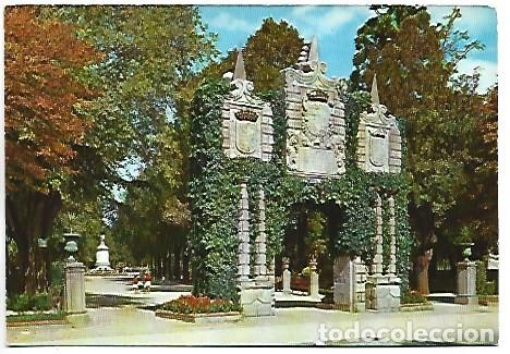 Postales: JARDINES DE LA TACONERA, ANTIGUO PORTAL DE SAN NICOLAS.- PAMPLONA