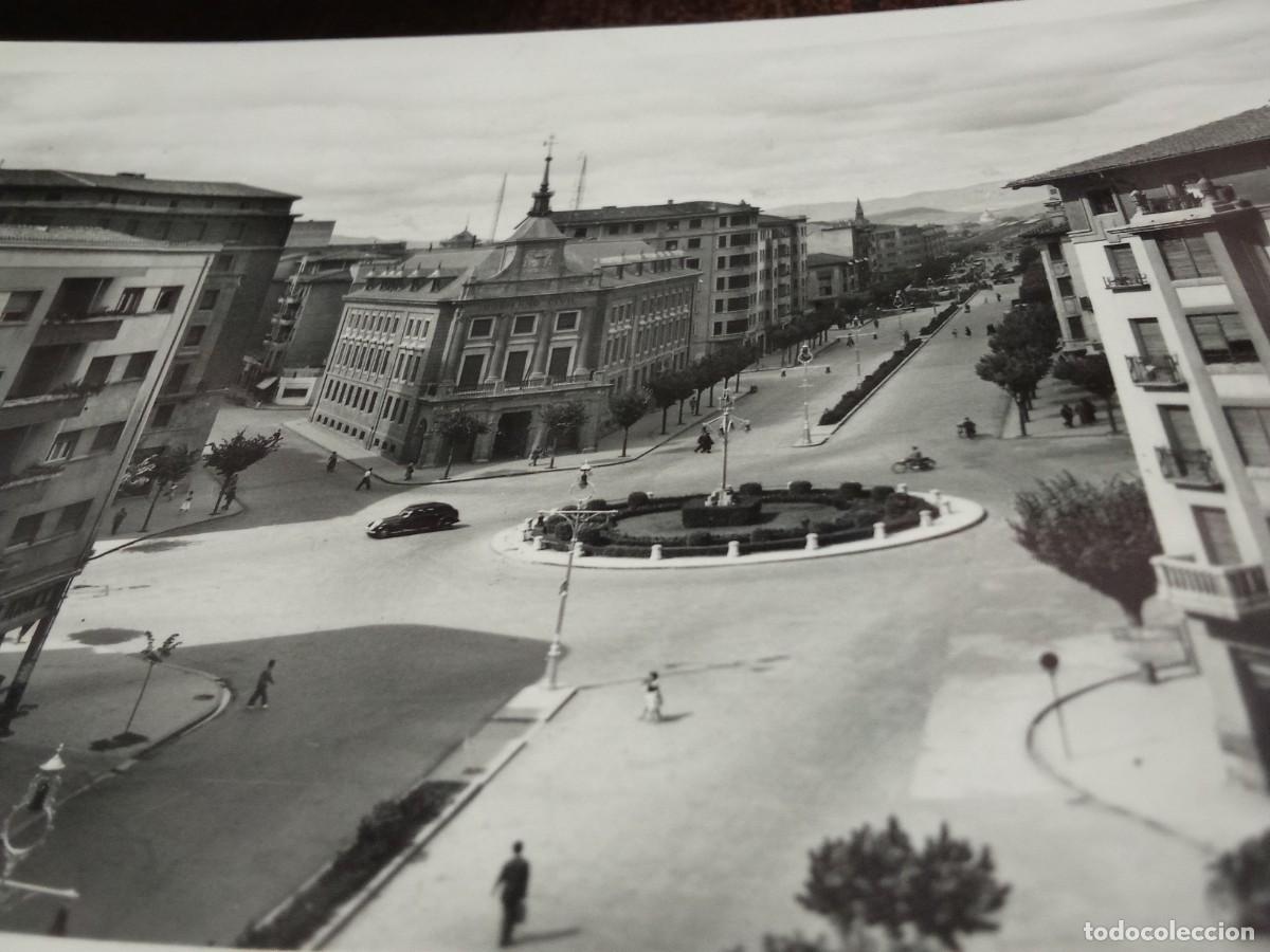 Postales: Pamplona.Avenida del Generalisimo Franco . - Foto 2