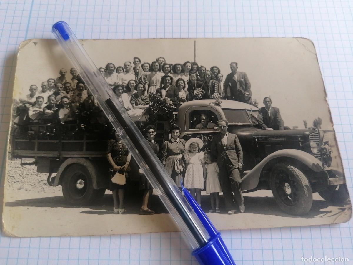 Postales: POSTAL FOTOGR&Aacute;FICA CAMI&Oacute;N CON EVENTO FAMILIAR FAMILIA OCHOA FALCES NAVARRA FIESTAS