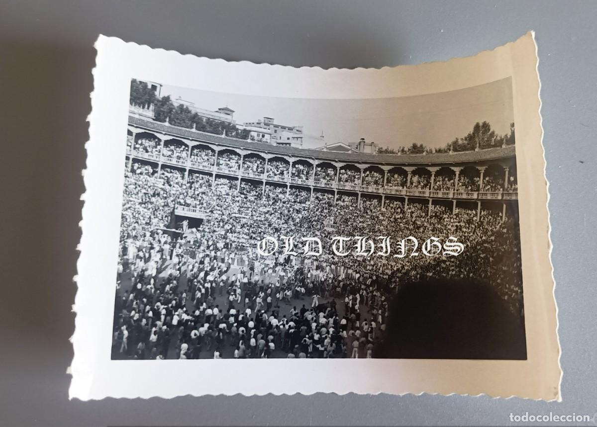 Postales: FOTOGRAFIA DE PAMPLONA, FIESTAS DE SAN FERMIN, TOROS, A&Ntilde;OS 50, MIDE 10 X 7 CMS. CASA ROS.