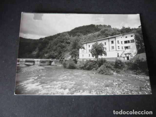 Postales: RONCAL NAVARRA CASA DE VIAJEROS Y RIO