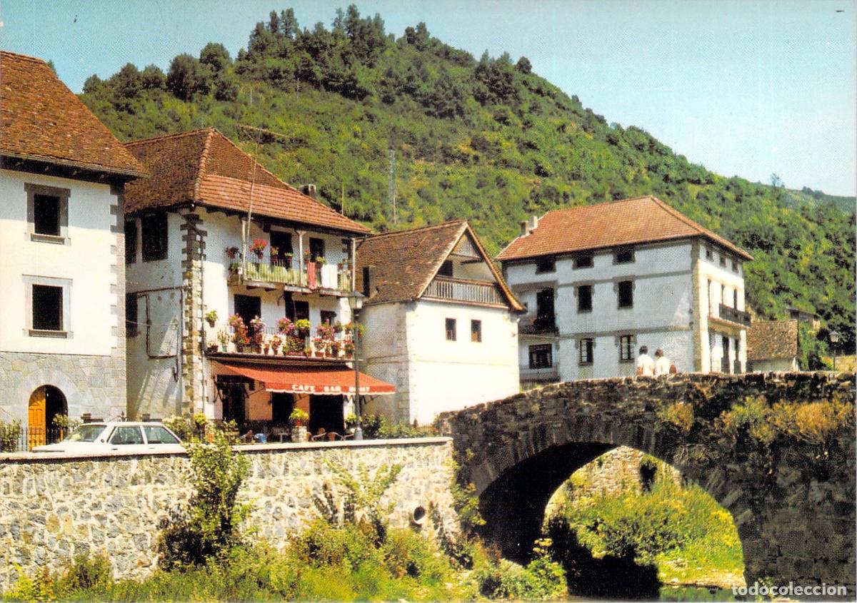 Postales: Postal de Ochagav&iacute;a con Puente de Piedra y R&iacute;o Andu&ntilde;a, Navarra