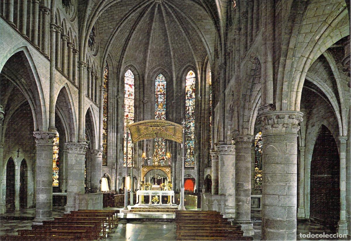 Postales: Postal de Roncesvalles, Interior de la Iglesia de estilo g&oacute;tico