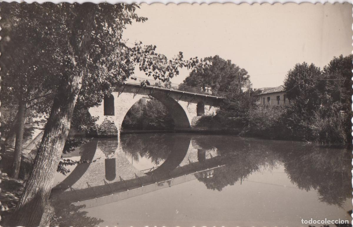 Postales: NAVARRA, PAMPLONA, PUENTE DE LA MAGDALENA SOBRE EL ARGA - EDICIONES GARCIA GARRABELLA 12 - S/C