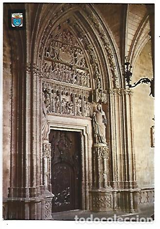 Postales: CLAUSTRO, PUERTA PRECIOSA, CATEDRAL.- PAMPLONA