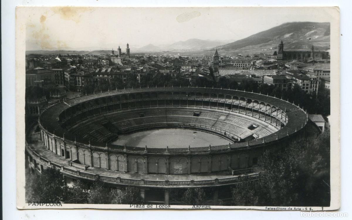 Postales: Pamplona. Plaza de Toros. Fotoeditora de Arte. Circulada