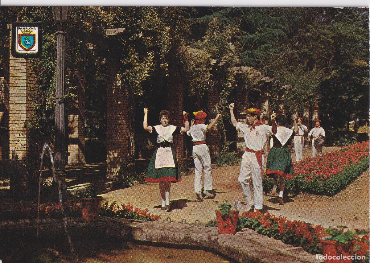Postales: PAMPLONA, JARDINES DE LA TACONERA (AGRUP.MUTHIKO&middot;ALAIAK CON LOS GAITEROS DE ESTELA - S/C