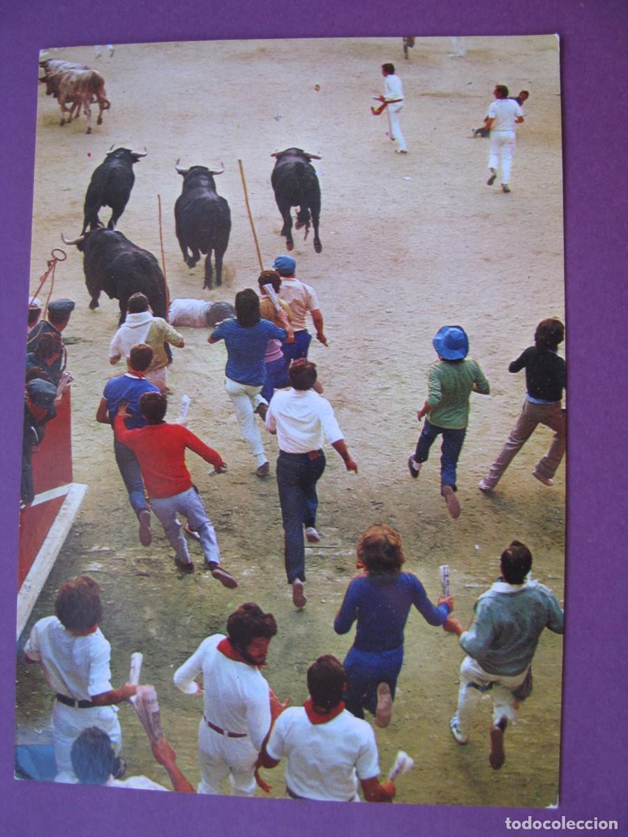 Postales: POSTAL DE PAMPLONA. FIESTAS DE S. FERMIN. ENCIERRO DE LOS TOROS. PERLA 2338