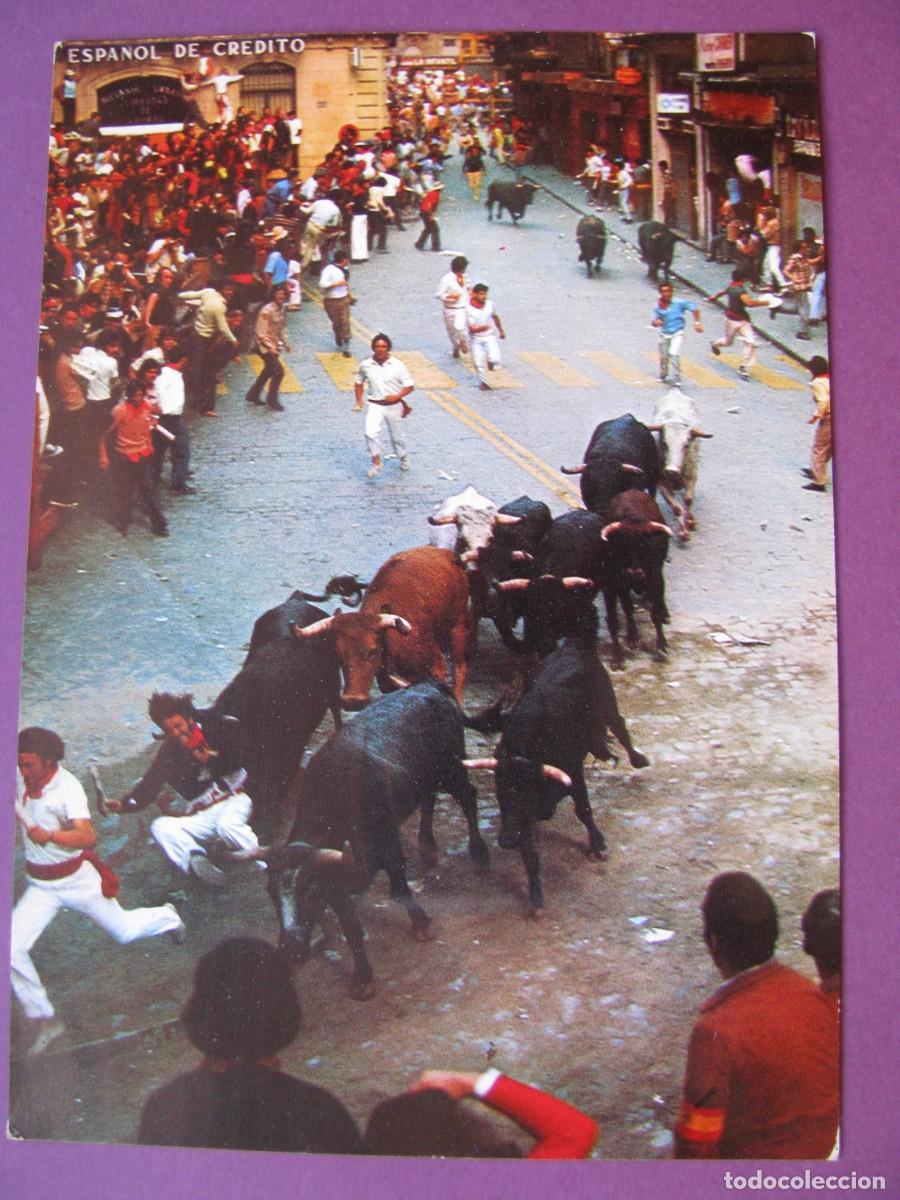 Postales: POSTAL DE PAMPLONA. FIESTAS DE S. FERMIN. EL ENCIERRO DE LOS TOROS. PERLA 2334