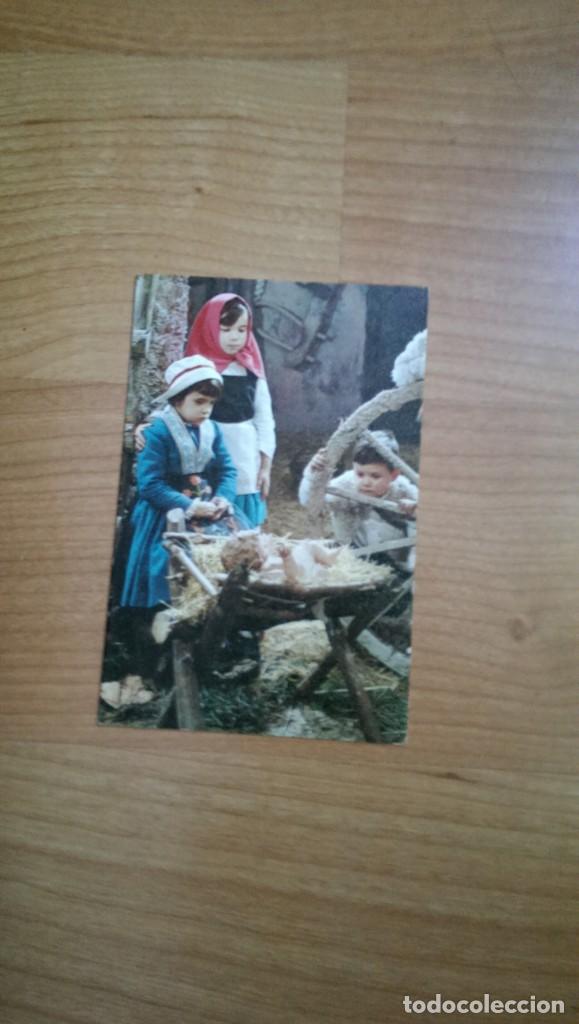 Postales: POSTAL NAVIDE&Ntilde;A &laquo;TRES NI&Ntilde;OS CON NI&Ntilde;O JES&Uacute;S EN CUNITA&raquo; SERIE CM 5014/3
