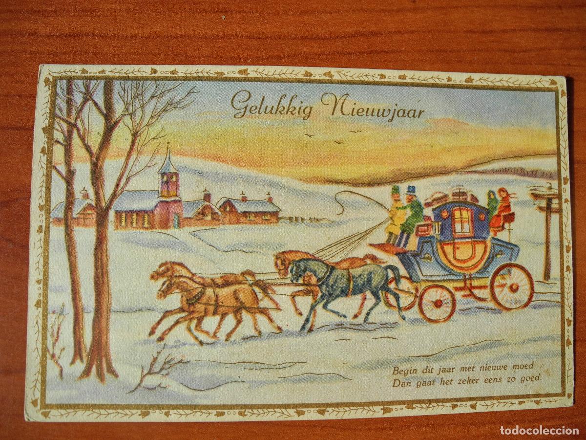 Postcards: Postal Navidad coche de caballos paisaje nevado casas contornos dorados. Circulada con sello.