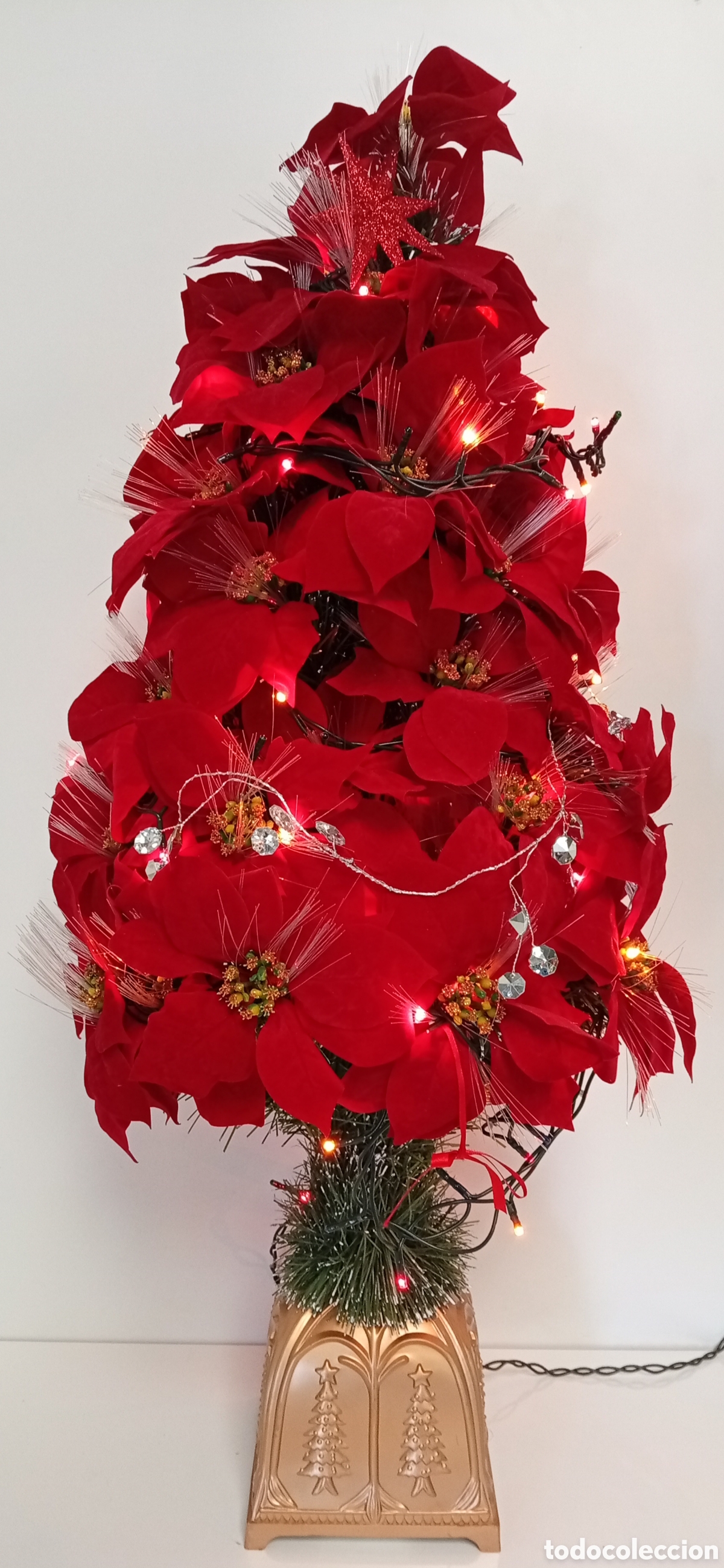 Postales: .ARBOL DE NAVIDAD DE FLORES ROJAS CON LUCES