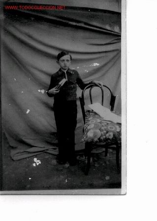 Postales: 7-690. Postal Ni&ntilde;o con silla - Foto 1