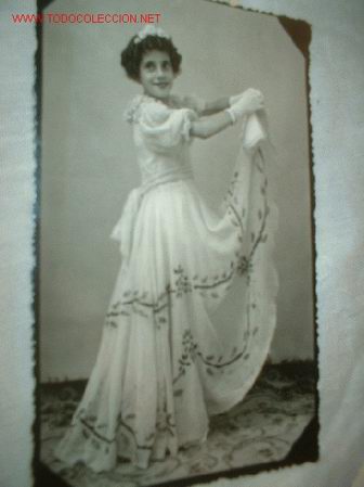 Postales: ANTIGUA POSTAL NI&Ntilde;A CON VESTIDO. - Foto 1