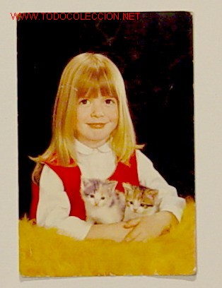 Postales: NI&Ntilde;A CON DULCES GATITOS.Circulada a&ntilde;o 68. - Foto 1