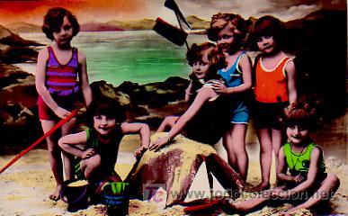 Postales: NI&Ntilde;AS JUGANDO. - Foto 1