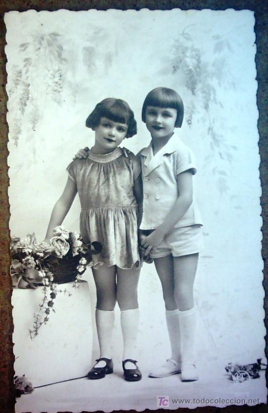 Postales: POSTAL NI&Ntilde;OS CON FLORES - Foto 1