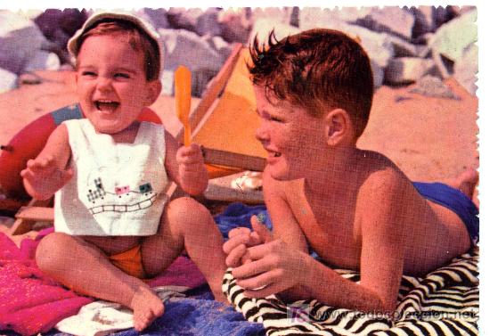 Postales: POSTAL  NI&Ntilde;OS EN LA PLAYA - ESCRITA - Foto 1