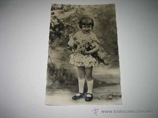 Postales: POSTAL NI&Ntilde;A CON PALOMAS   INFONAL - Foto 1