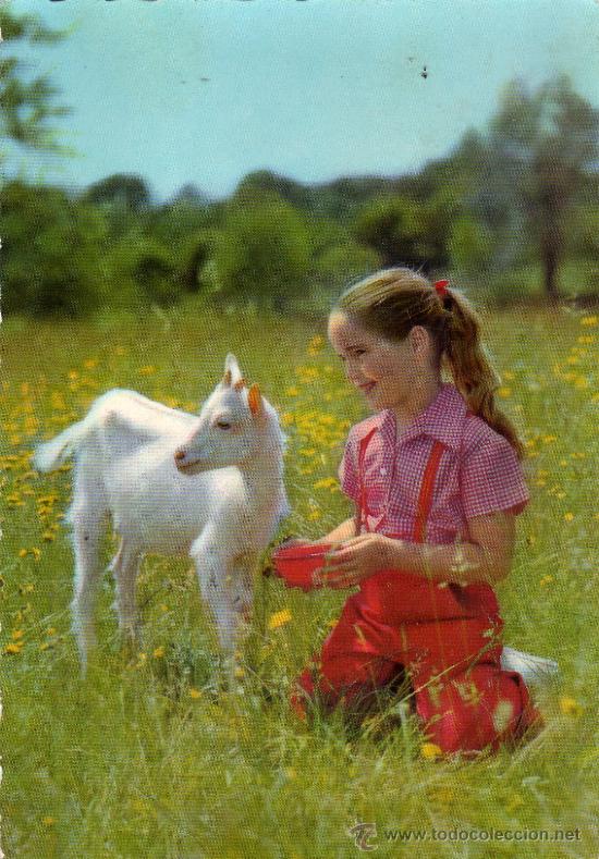Postales: POSTAL ESCRITA SIN CIRCULAR,NI&Ntilde;A CON CABRITILLO EN EL CAMPO - Foto 1